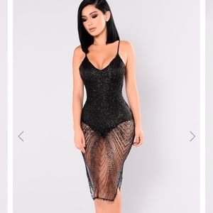 Ways To Articulate Glitter Dress - Fashion nova